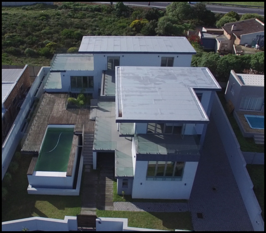 7 Bedroom Property for Sale in Perlemoenbaai Western Cape